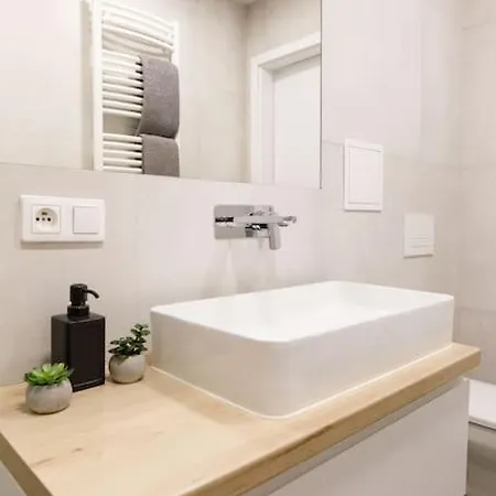 Апартаменти Close-central - Cozy Studio - Stare Miasto - K17 Вроцлав